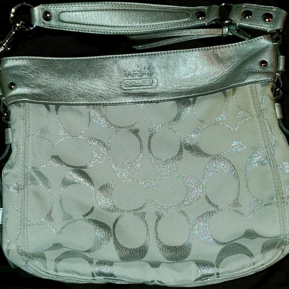 Shoulder bag